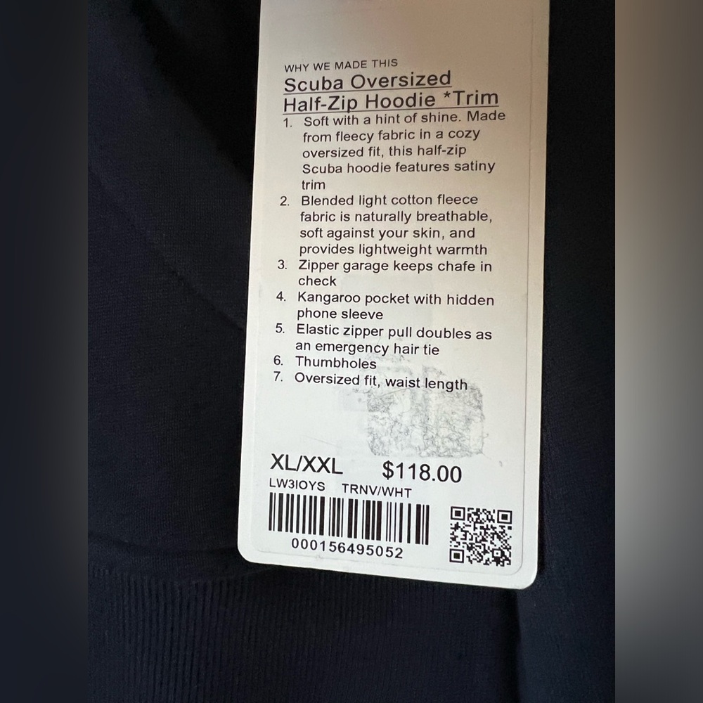 Lululemon Athletica Navy & White Cropped Oversize Hoodie - Picture 4 of 4